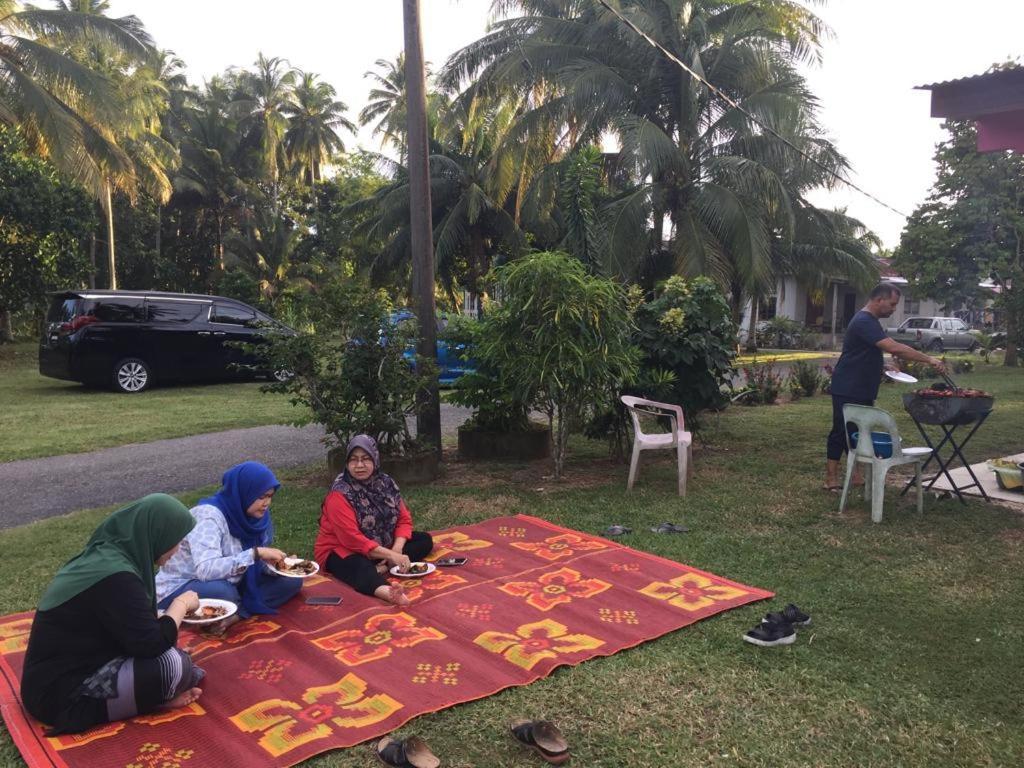Seri Pengkalan Homestay Bachok Exteriör bild