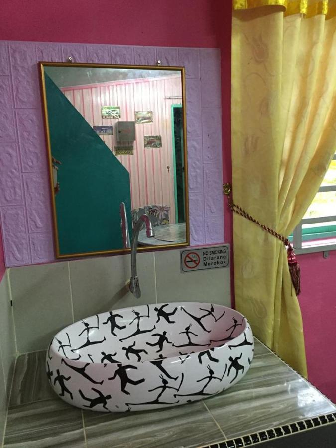Seri Pengkalan Homestay Bachok Exteriör bild